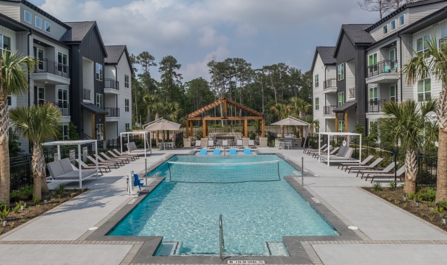 Sparkling Pool Sparkling Pool